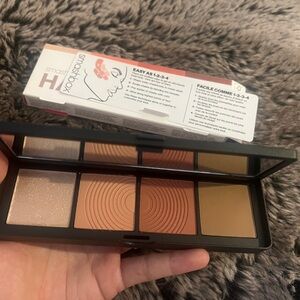 Smashbox Halo Sculpt + Glow Face Palette with Vitamin E in Back to Cali